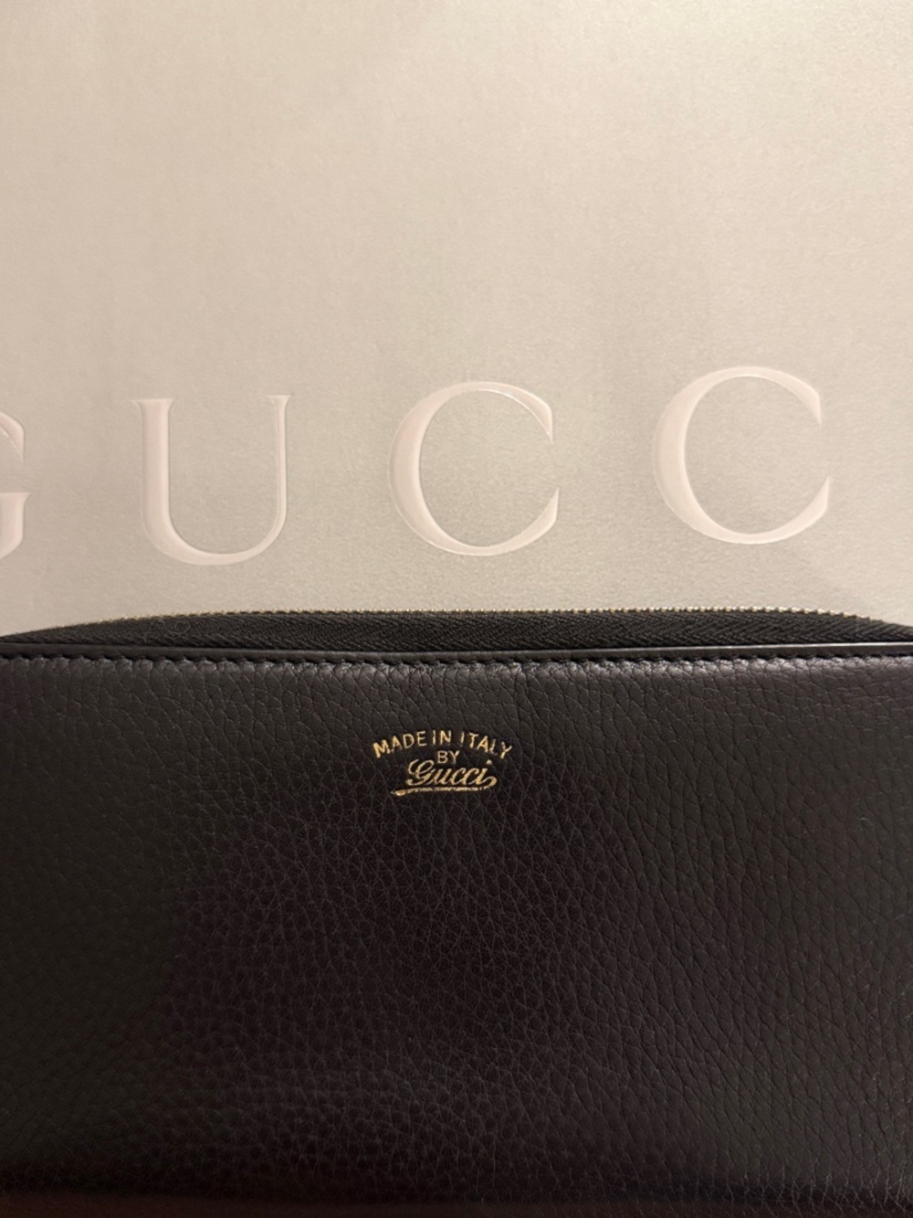 Gucci Black Pebbled Leather Zip long wallet